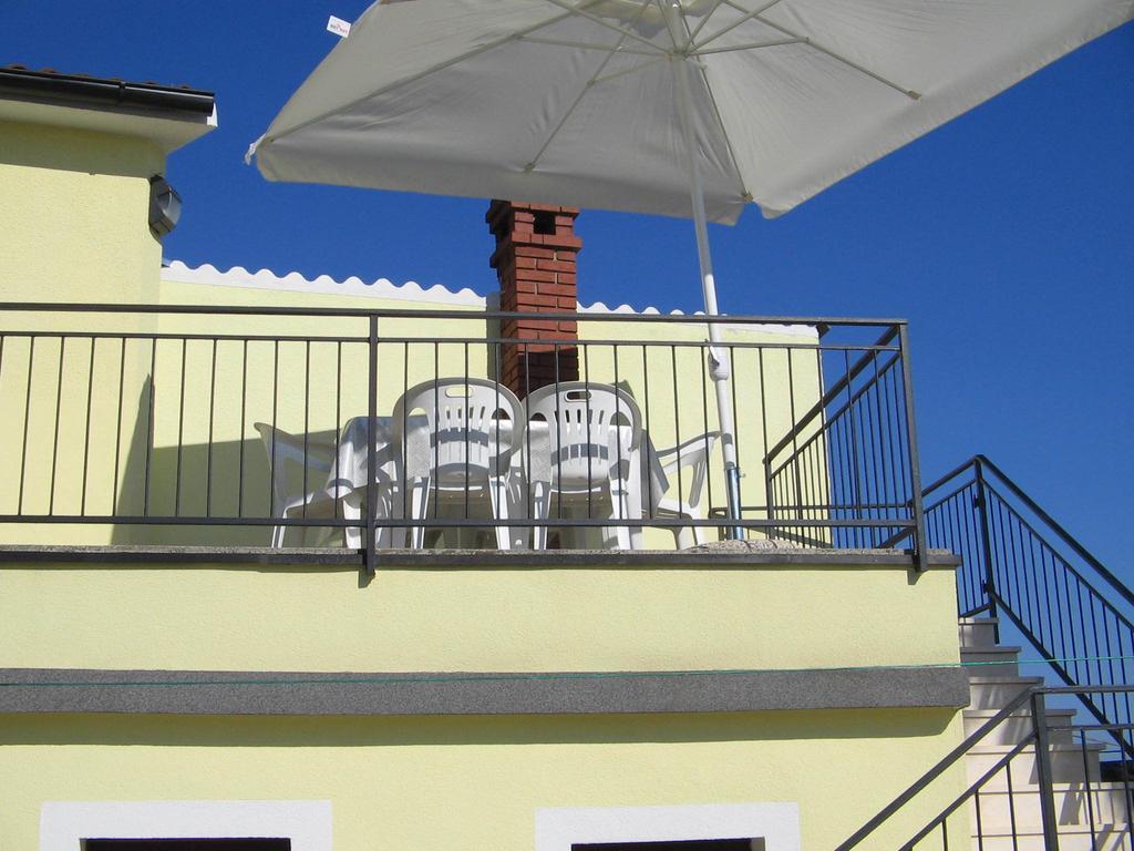 Aurelia Apartment Ližnjan Eksteriør bilde